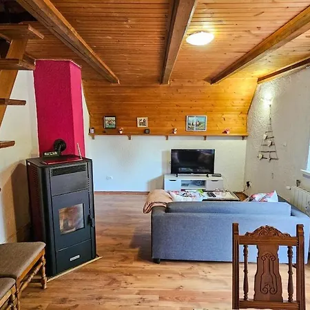 Mala Kuca, Lič