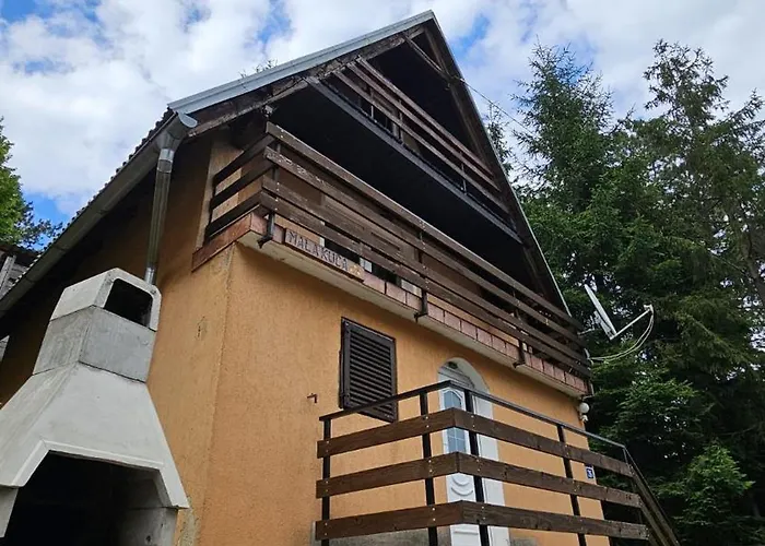 Mala Kuca, Brvnara Lic