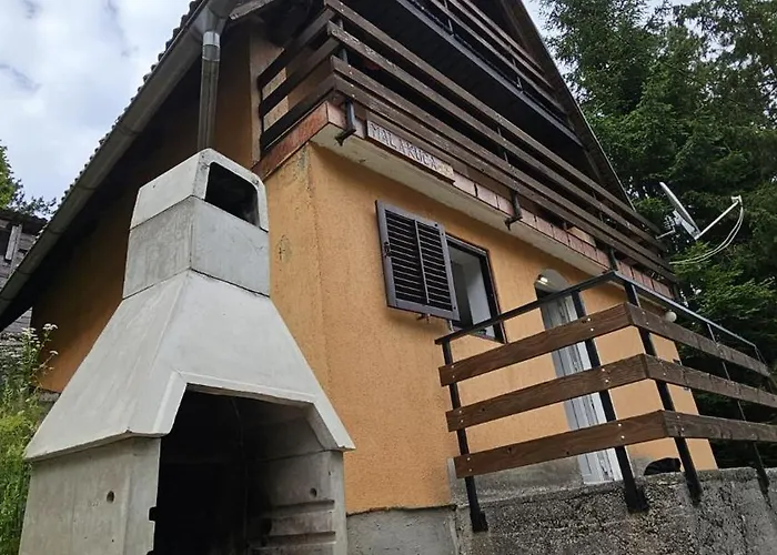 Mala Kuca, Brvnara Lic